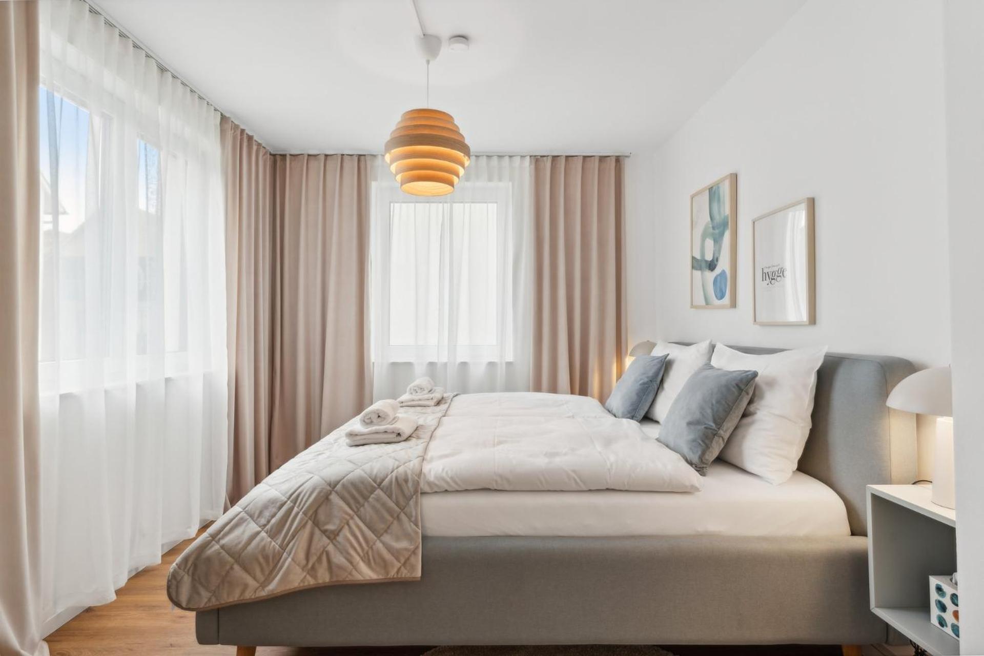Zwei Apartments Fuer Bis Zu 8 Personen Zentral, Modern, Mit Terrasse & Balkon بيليفيلد المظهر الخارجي الصورة